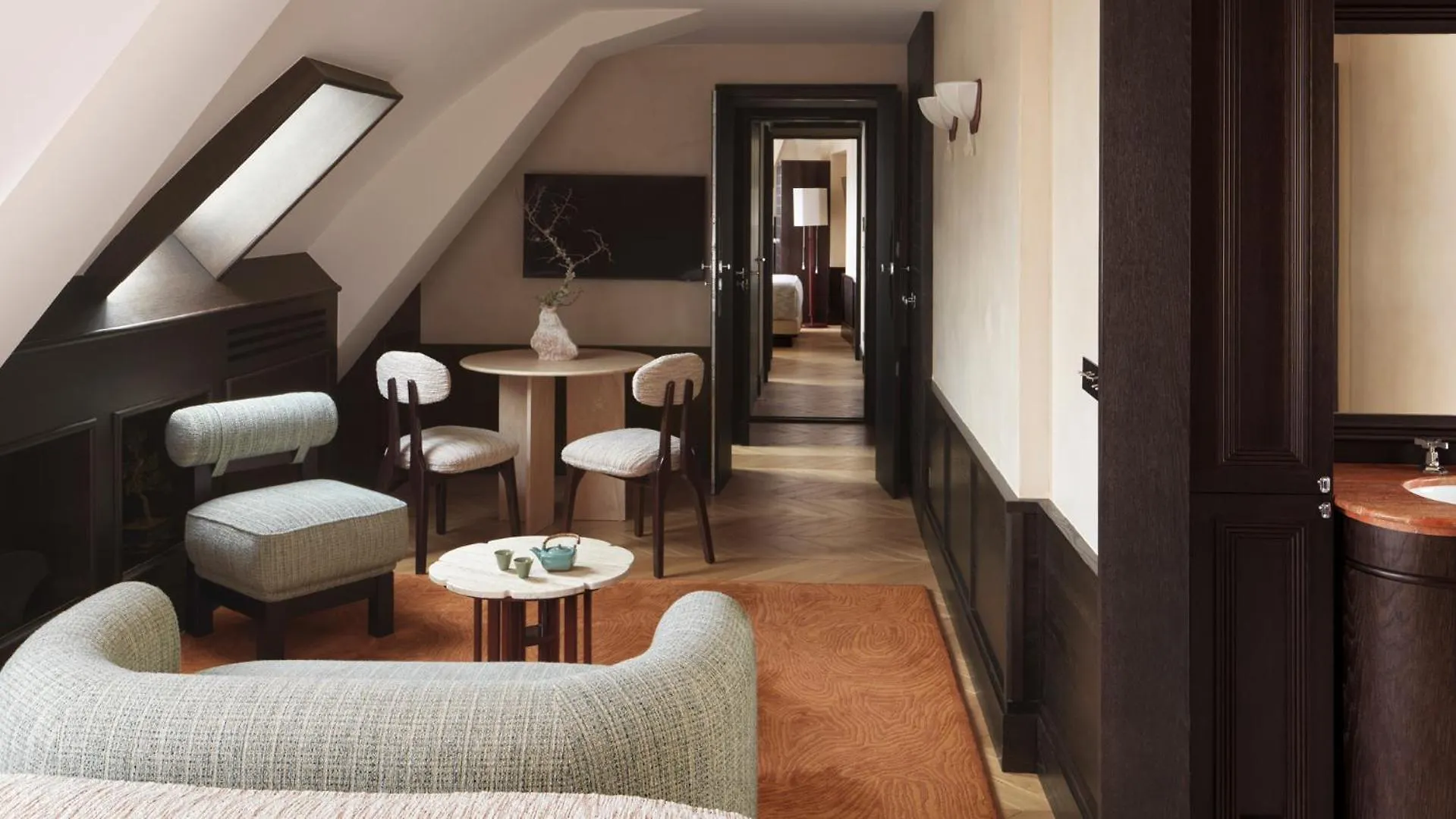 Hotel Hana Paris